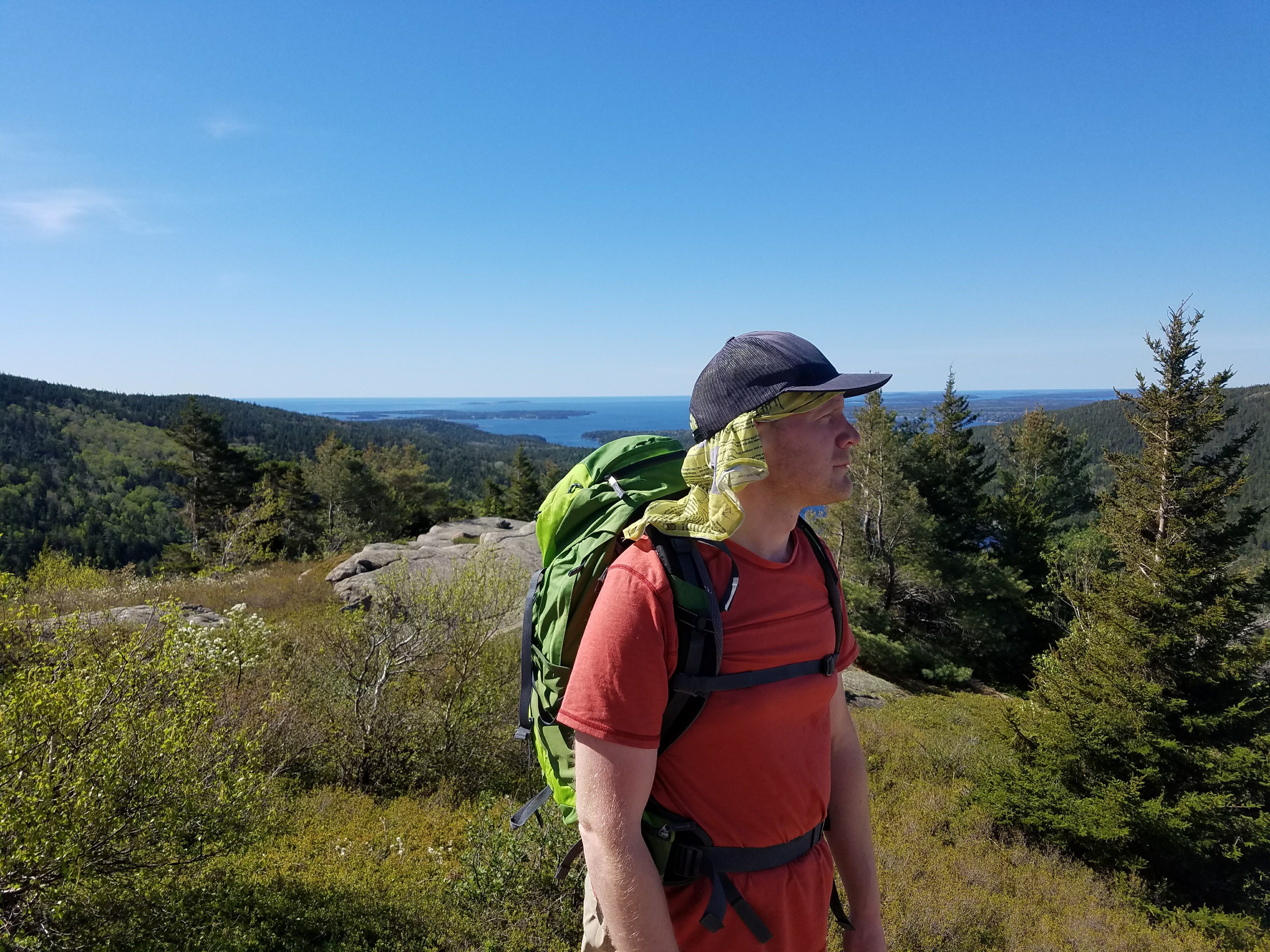 You are currently viewing What to Pack for Hiking – Beginner’s Guide